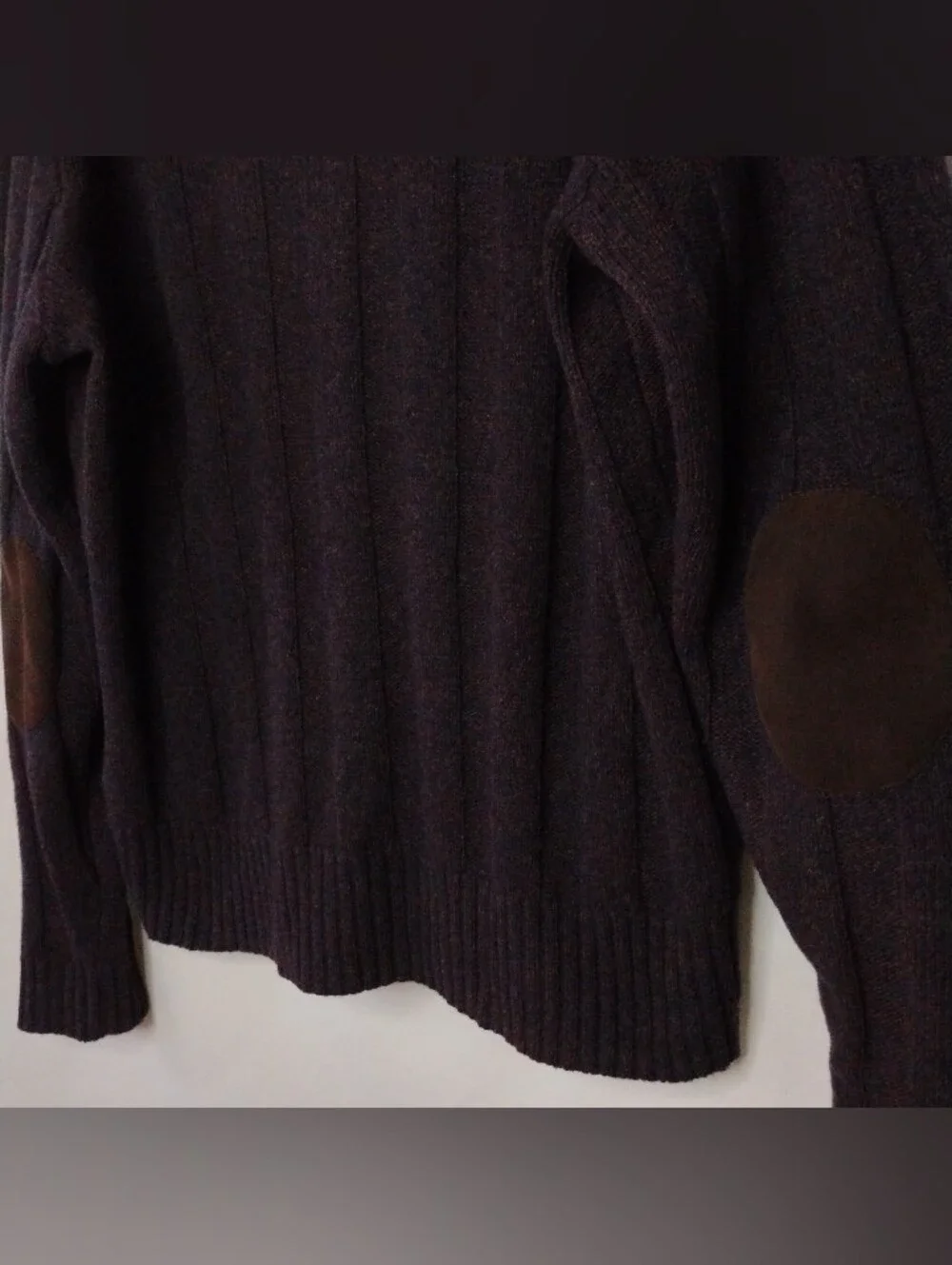 Men's Size XL Jos. A. Bank Dark Brown Wool Button Front V-Neck Cardigan Sweater